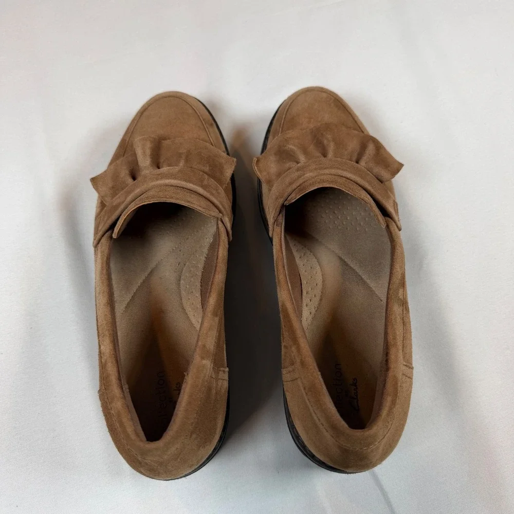 Clarks Airabell Slip On Tan Brown Suede Ruffle Wedge Loafers Comfort Shoes Sz‎ 9